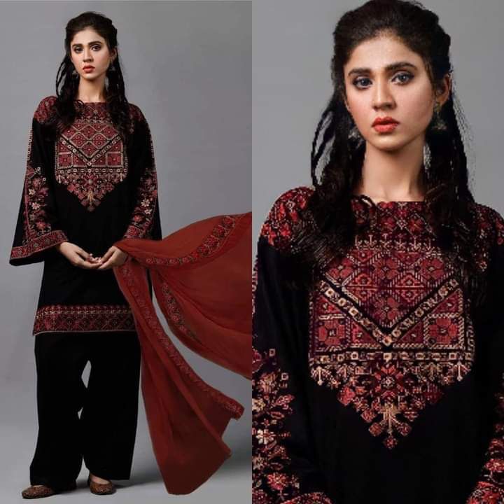 3 Piece Unstitched Heavy Embroidered Lawn Suit ( Full Embroidered Chiffon Dupatta ) - Motif
