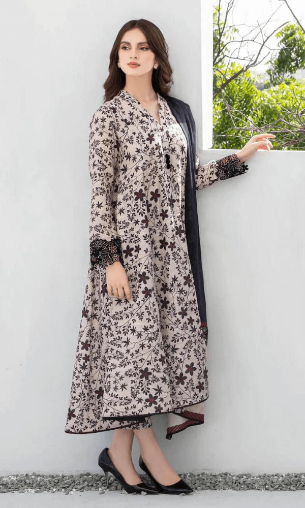 3 pc khaddar unstitched suit by motif