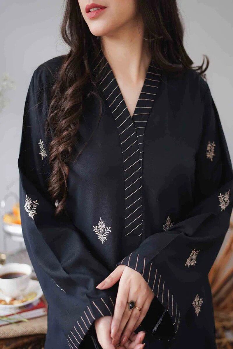 3 Piece Unstitched Heavy Embroidered Dhanak Suit ( Embroidered Dhanak Shawl ) - Motif