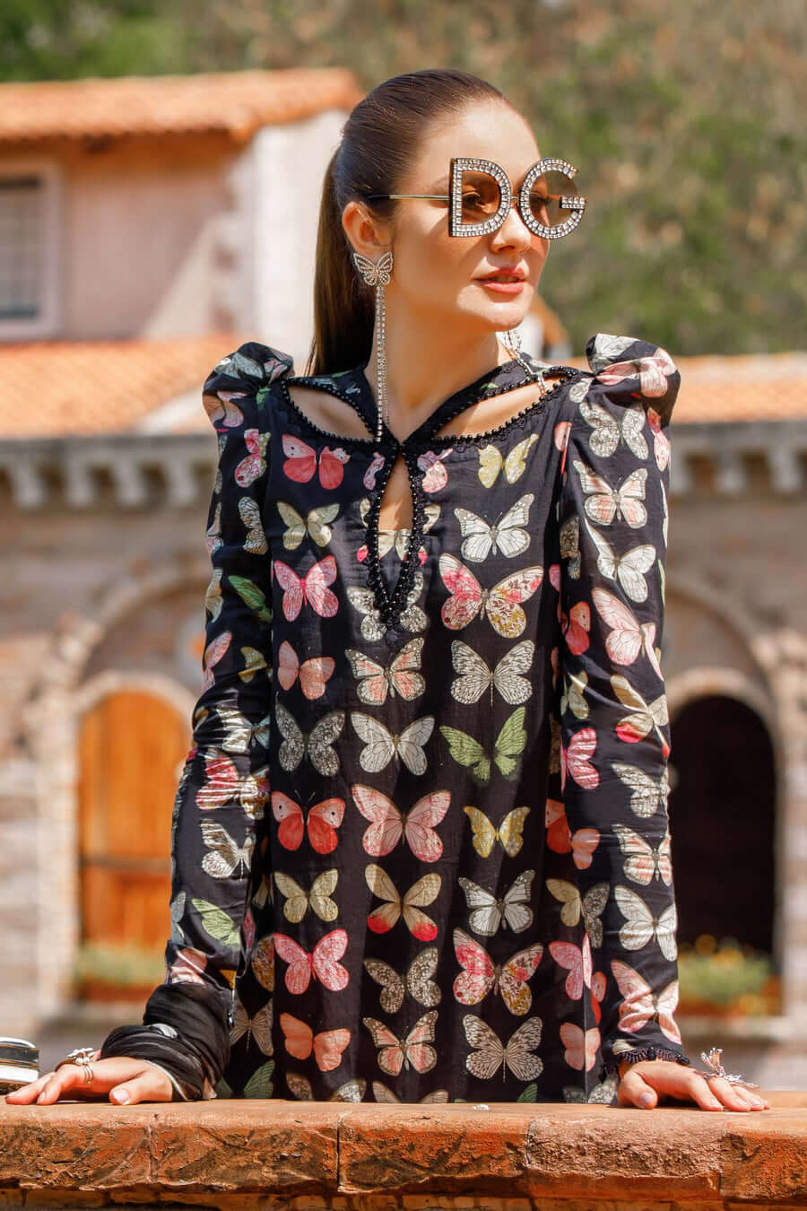 3 Piece Unstitched Embroidered Lawn Suit ( Digital Printed Bamber Chiffon Dupatta ) - Motif
