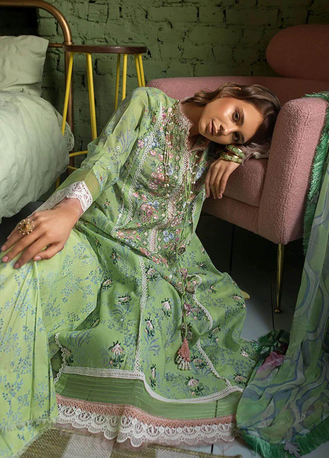 3 Piece Unstitched Embroidered Lawn Suit ( Fine Printed Silk Dupatta ) - Motif