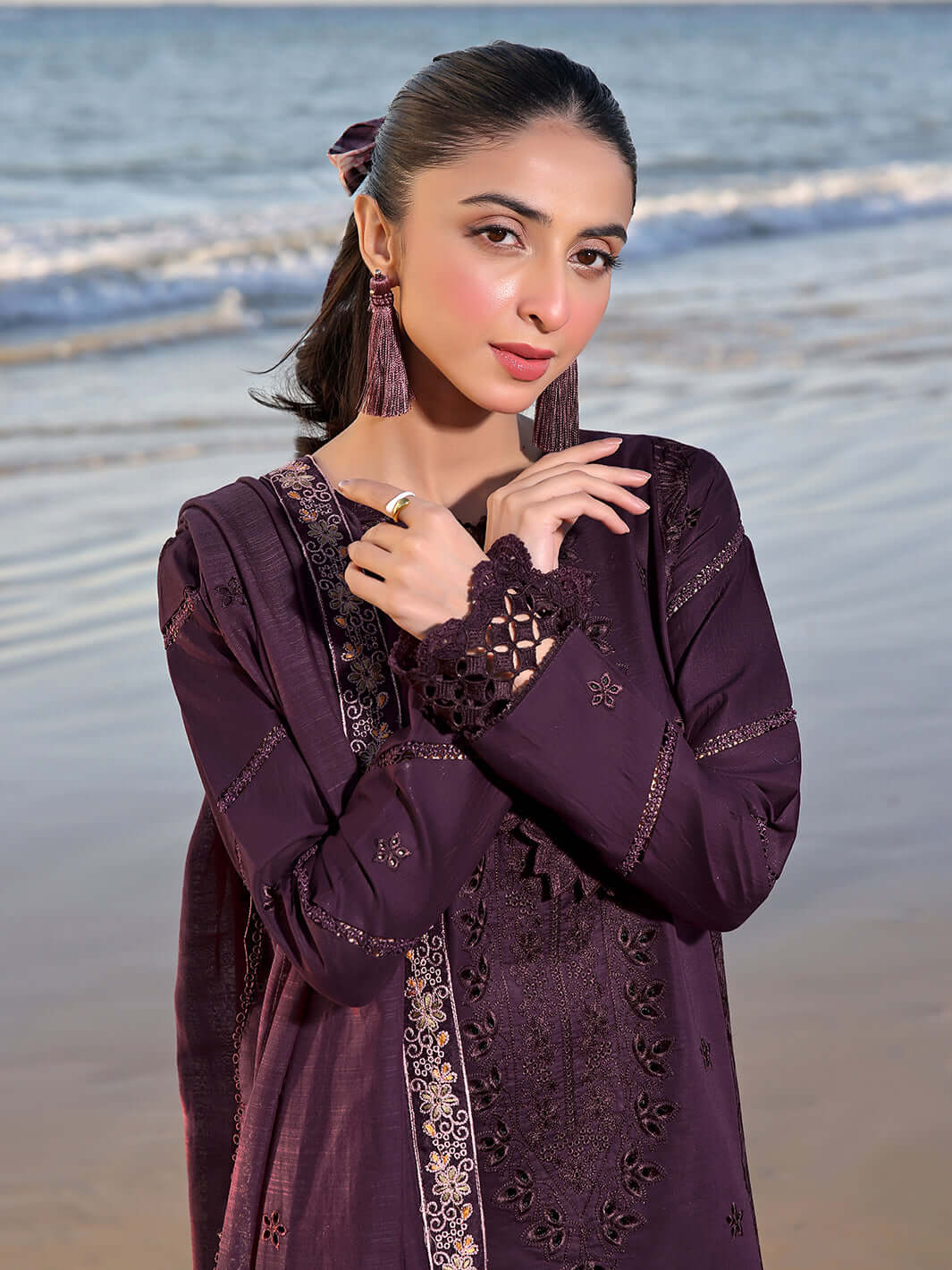 Unstitched 3 PEC Fully Embroidered Dhanak Suit with Heavy Embroidered Dhanak Wool Shawl