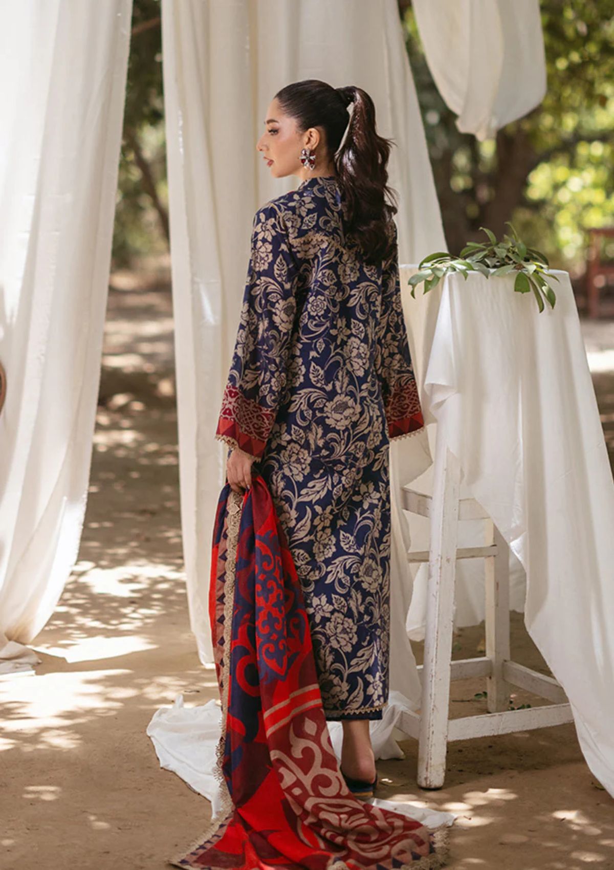 Unstitched 3 Piece Digital Printed Lawn Suit with Printed Lawn Dupatta