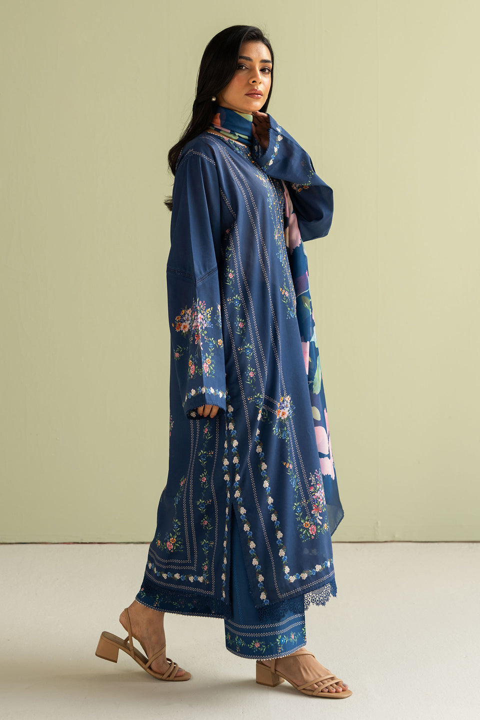 Unstitched 3 Piece Digital Printed Lawn Suit with Printed Silk Dupatta