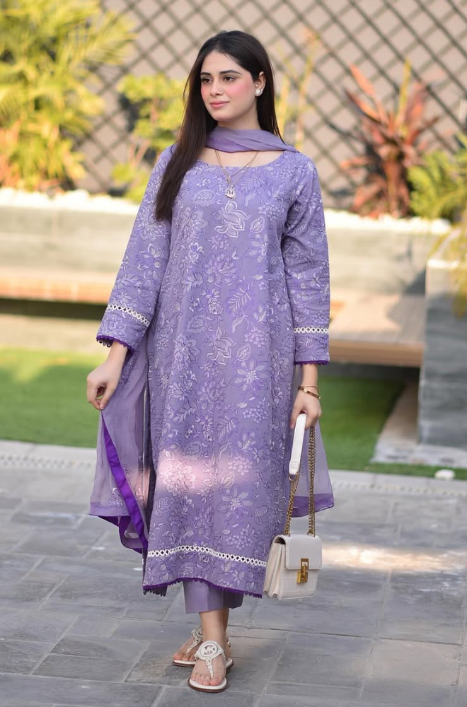 Unstitched 3 Piece Fully Embroidered Lawn Suit With Shiffon Dupatta