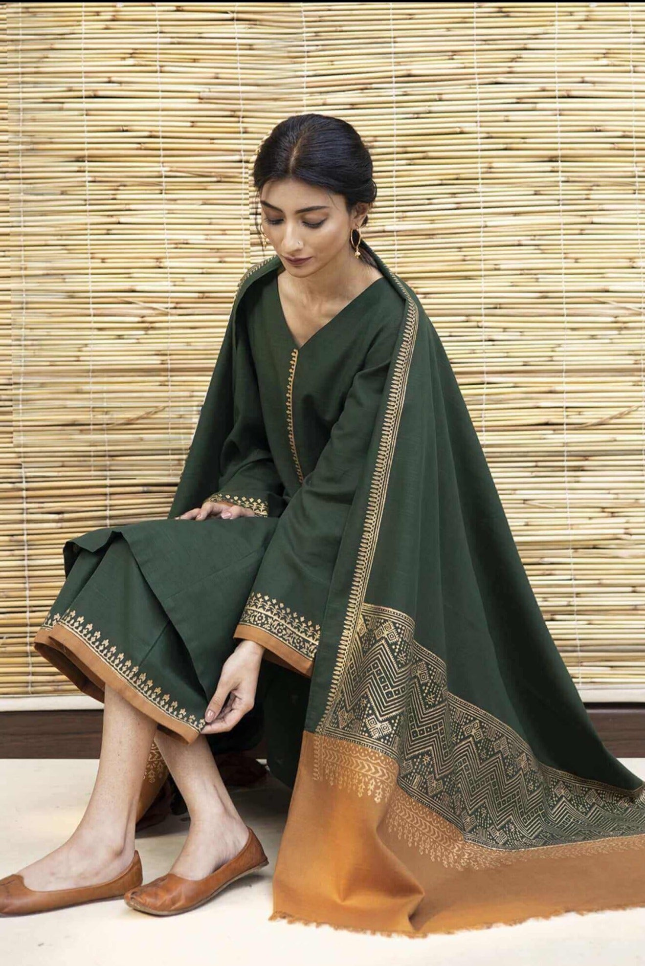 3 Piece Unstitched Embroidered Dhanak Suit ( Dhanak Wool Printed Dupatta ) - Motif