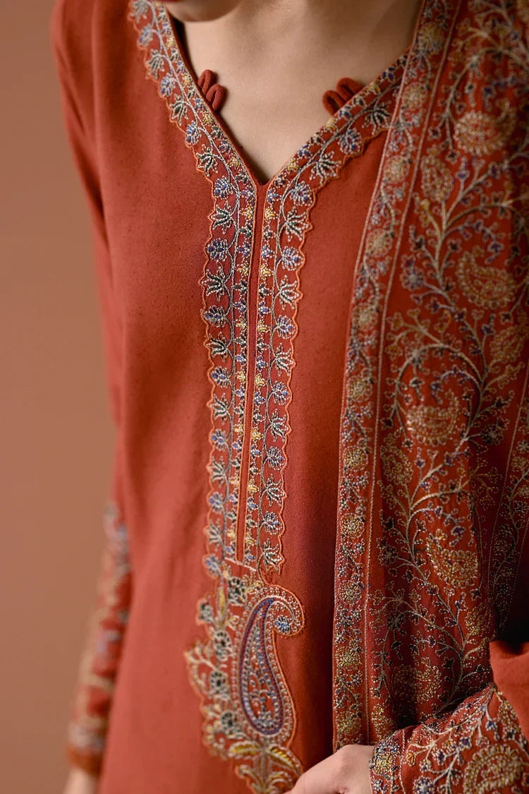 BT-2880 3 Piece Unstitched Embroiered Dhanak Fabric With Dhanak Embroidered Shawl