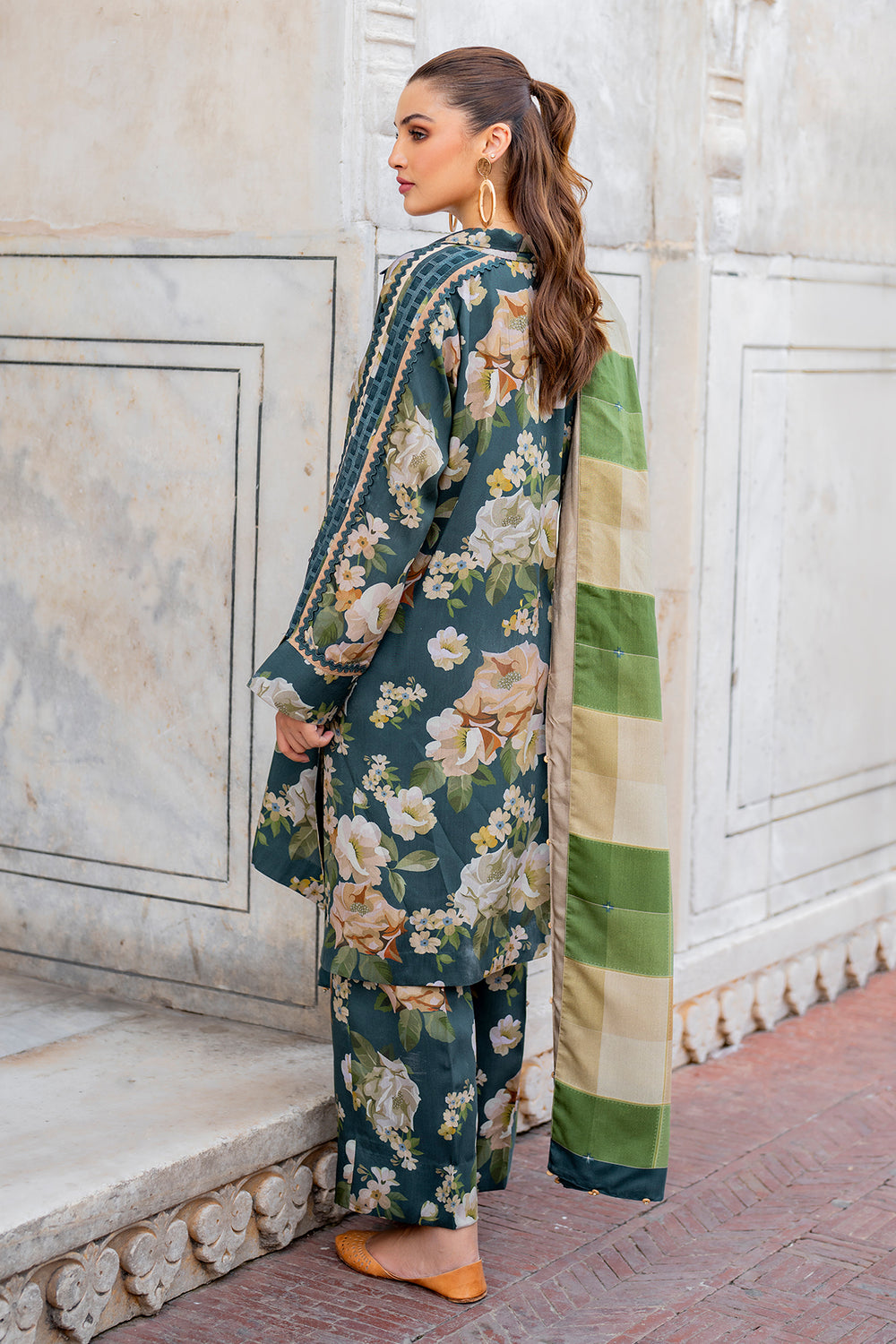 unstitched khaddar suit by Motif