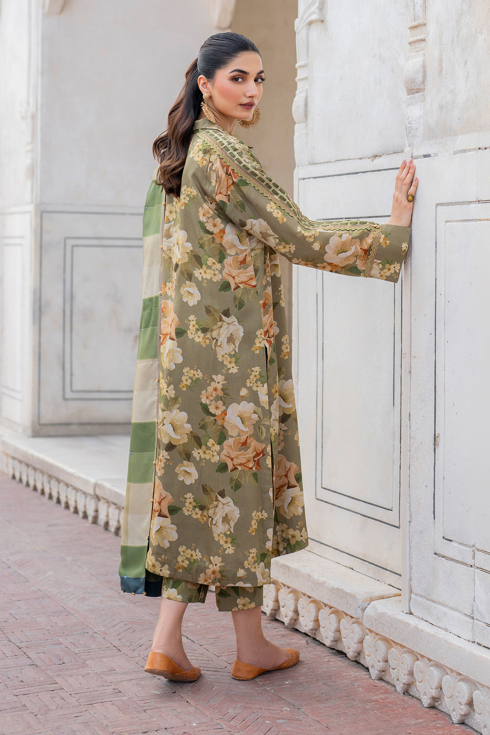 unstitched khaddar suit by Motif