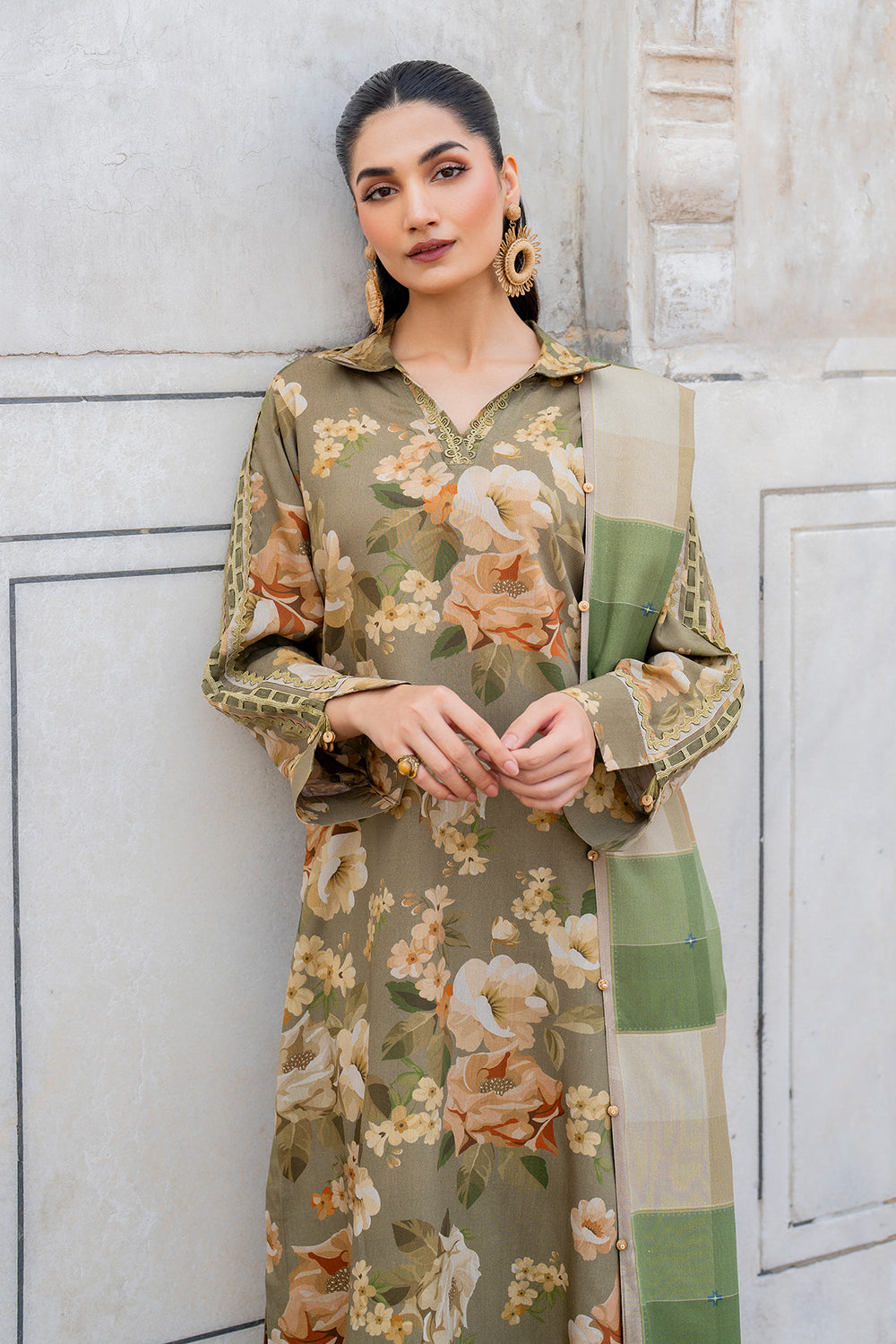 unstitched khaddar suit by Motif