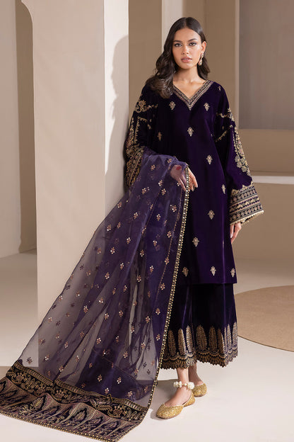 unstitched VELVET suit by Motif