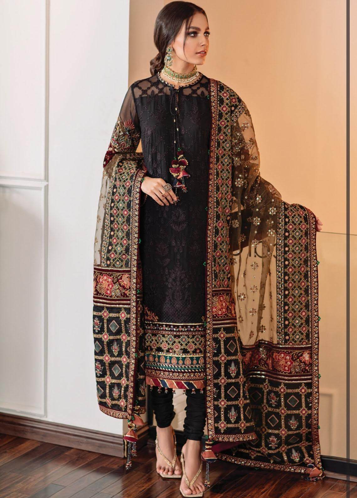 3 Piece Unstitched Heavy Embroidered Lawn Suit ( Full Embroidered Organza Dupatta ) - Motif