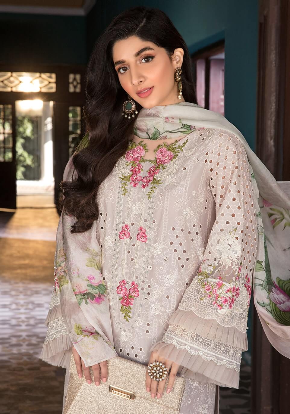 3 Piece Unstitched Heavy Embroidered Chickan Kari Lawn Suit ( Printed Silk Dupatta ) - Motif