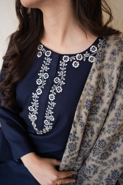 3 Piece Unstitched Embroidered Dhanak Suit ( Printed Woolen Shawl ) - Motif