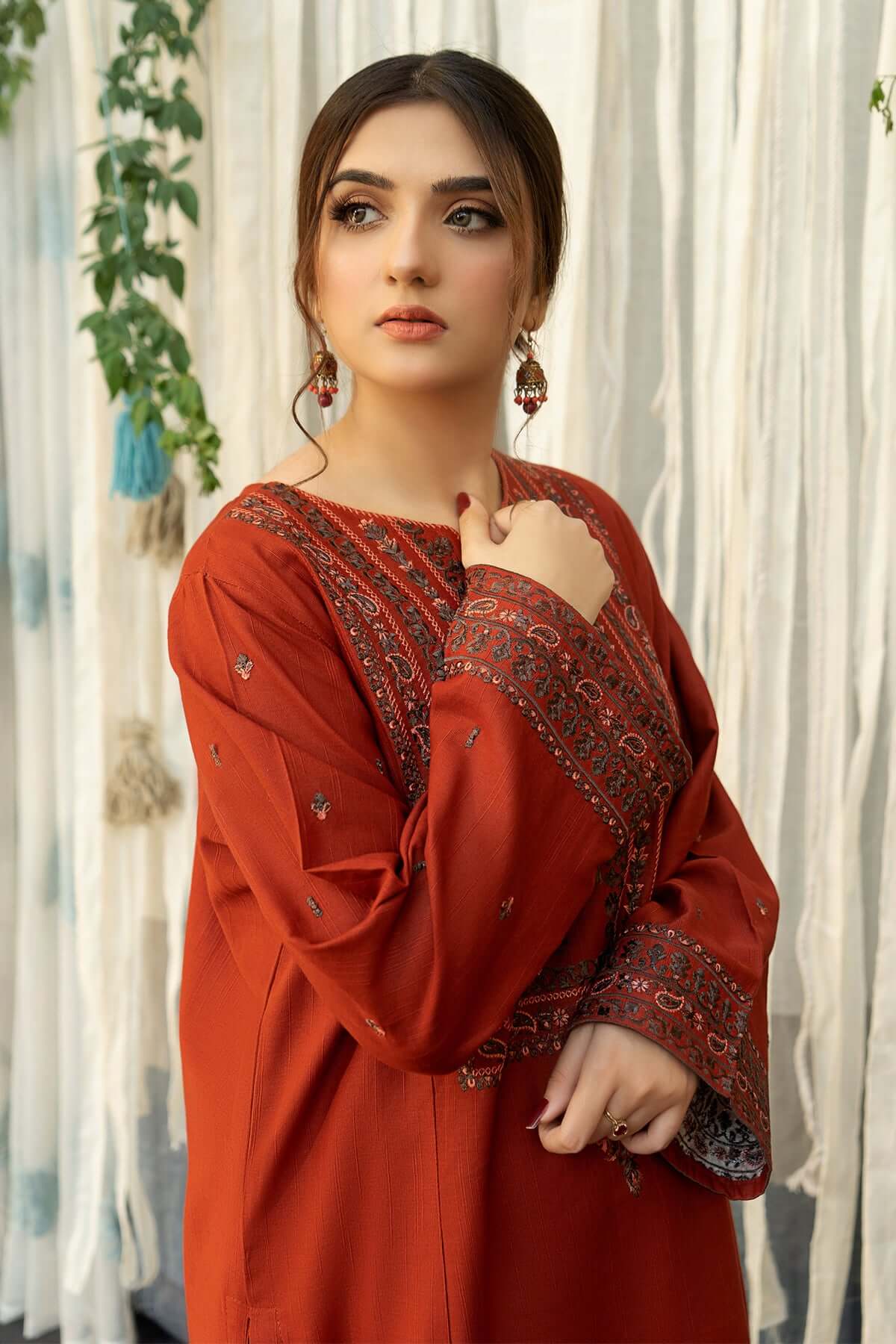 3 Piece Unstitched Heavy Embroidered Dhanak Suit ( Printed Woolen Shawl ) - Motif