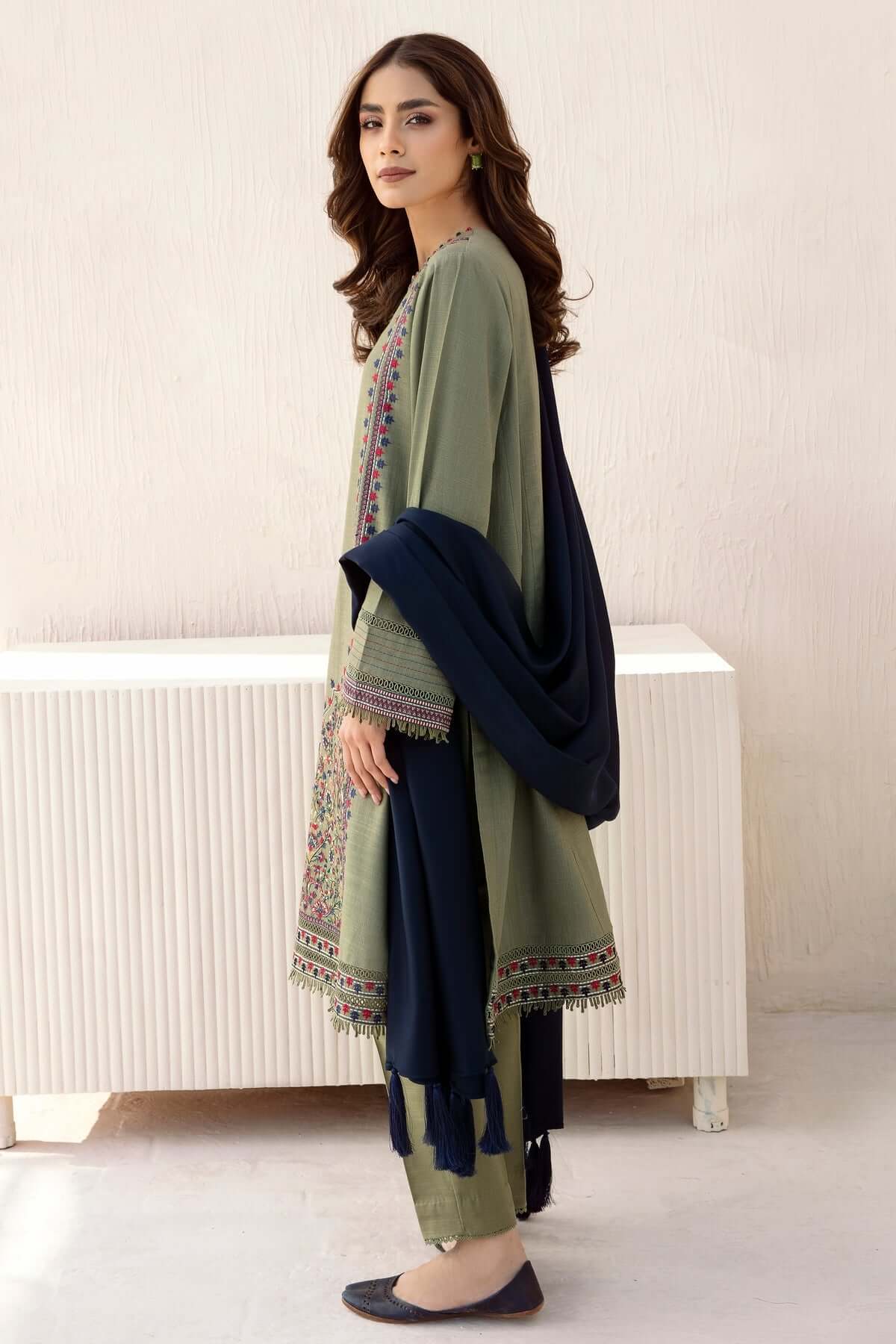 3 Piece Unstitched Heavy Embroidered Dhanak Suit ( Dhanak Dyed Plain Shawl ) - Motif
