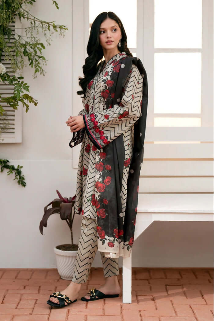 3 pc khaddar unstitched suit by motif