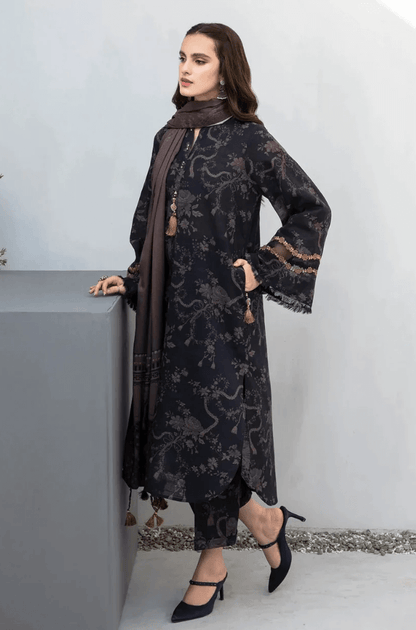 3 pc khaddar unstitched suit by motif