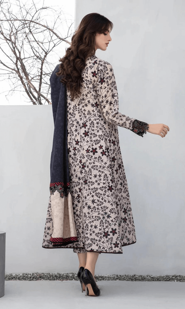 3 pc khaddar unstitched suit by motif