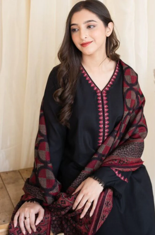 3 Piece Unstitched Embroidered Dhanak Suit ( Printed Woolen Shawl ) - Motif