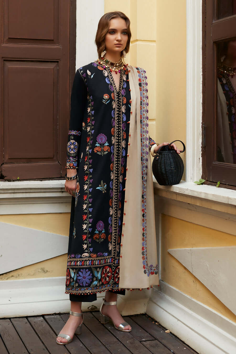 3 Piece Unstitched Heavy Embroidered Lawn Suit ( Full Embroidered Chiffon Dupatta ) - Motif