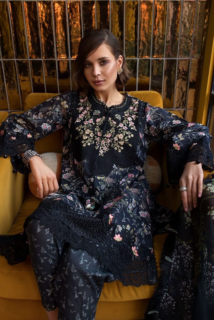 3 Piece Unstitched Embroidered Lawn Suit ( Fine Printed Silk Dupatta ) - Motif