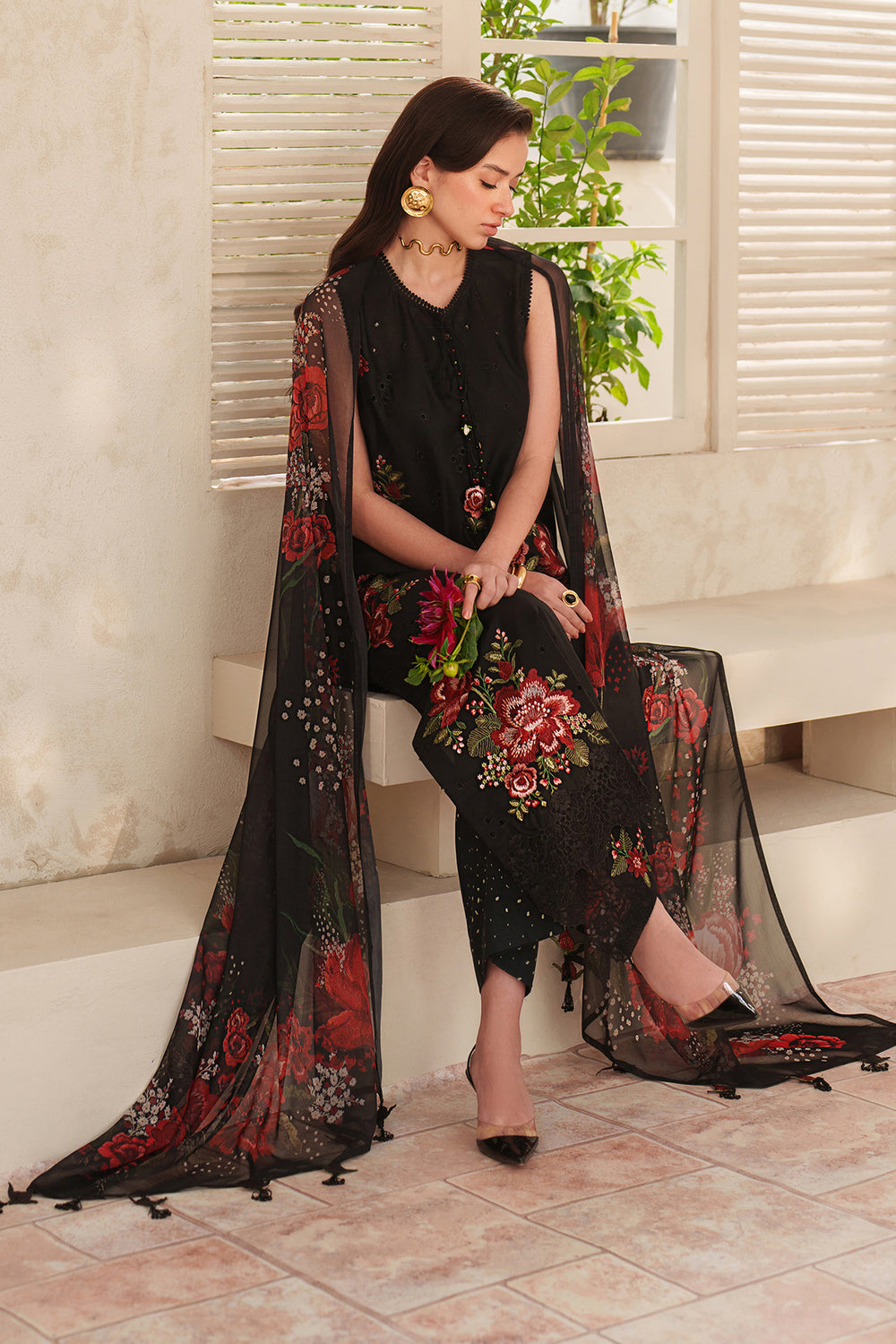 Unstitched 3 Piece Digital Printed Lawn Suit with Printed Lawn Dupatta
