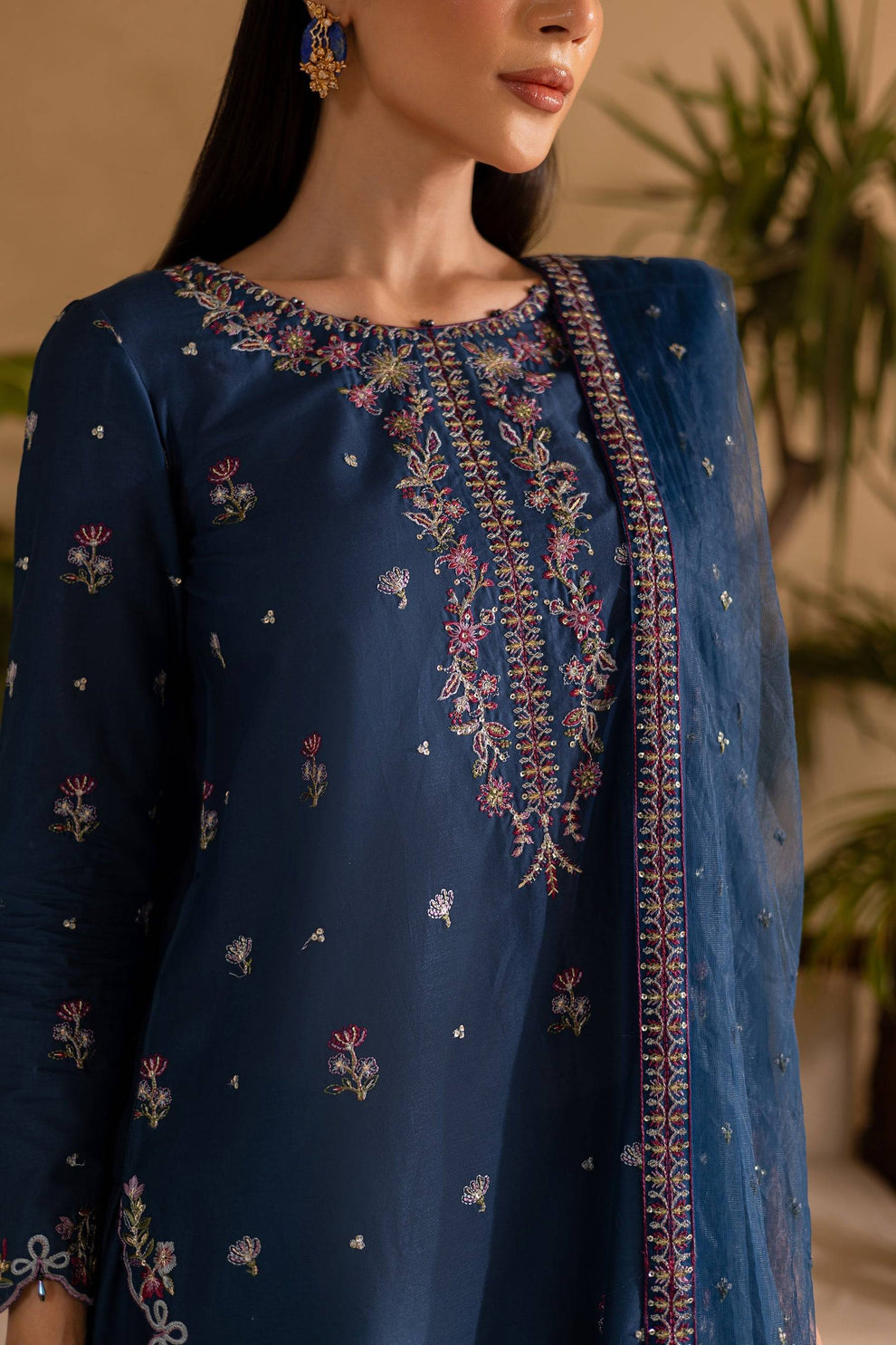 BT 2940 - 3 Piece Unstitched Heavy Embroidered Dhanak Fabric With Embroidered Chiffon Dupatta)