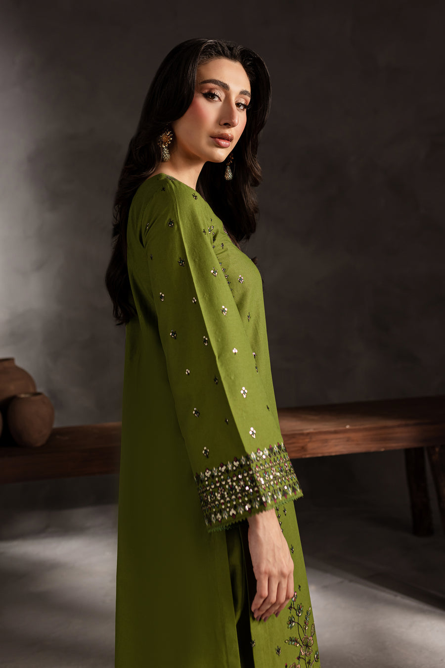 Unstitched 3 Piece Fully Embroidered Dhanak Fabric With Embroidered Dhanak Shawl