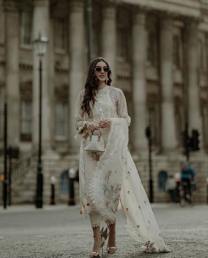 Unstitched 3 Piece chicken kari Embroidered Lawn Suit With Embroidered Organza Dupatta