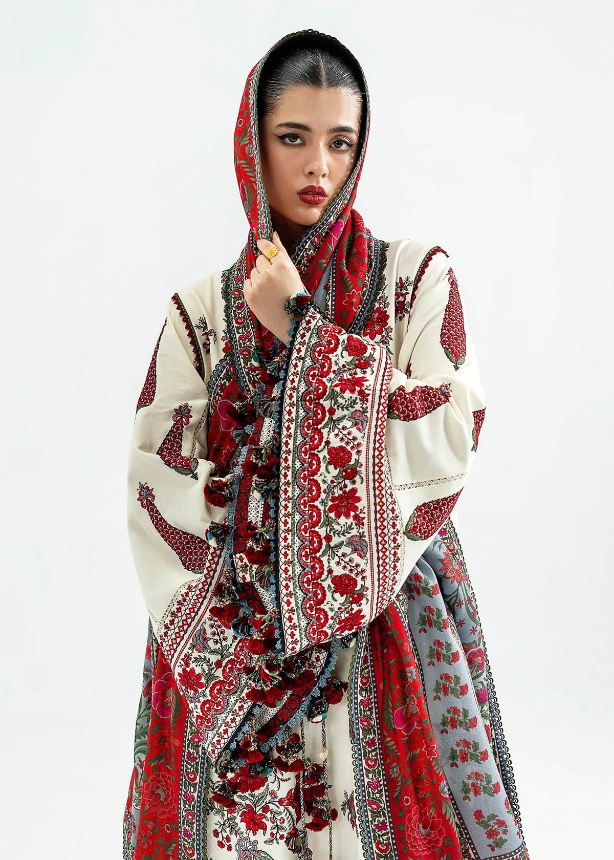3 Piece Unstitched Fully Embroidered Dhanak Dress With Printed Blended Shawl