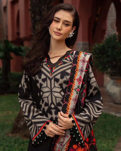 Unstitched 3 Piece Digital Printed Khaddar Suit With Digital Printed Khaddar Dupatta