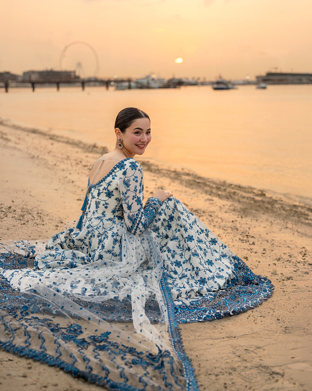 Unstitched 3 Piece Fully Embroidered Lawn Maxi With Embroidered Organza Dupatta