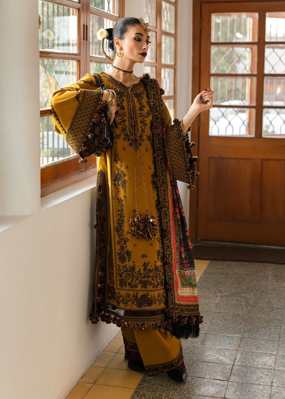 HR-3045 - 3 Piece Unstitched Embroidered Dhanak Suit With Digital Printed Shawl