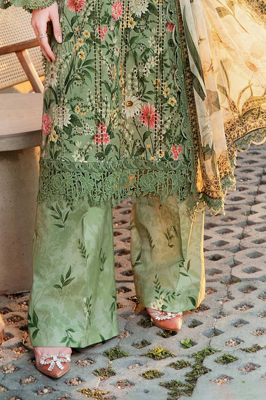Unstitched 3 Piece Digital Printed Lawn Suit with Printed Lawn Dupatta