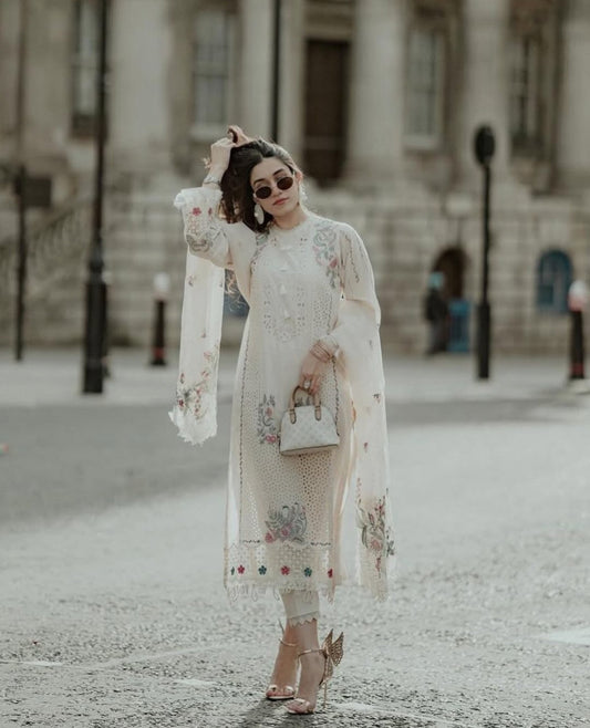 Unstitched 3 Piece chicken kari Embroidered Lawn Suit With Embroidered Organza Dupatta