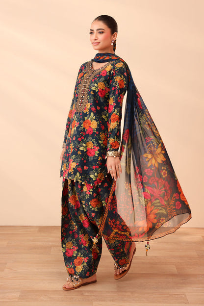 Unstitched 3 Piece Digital Printed Khaddar Suit With Printed Khaddar Dupatta
