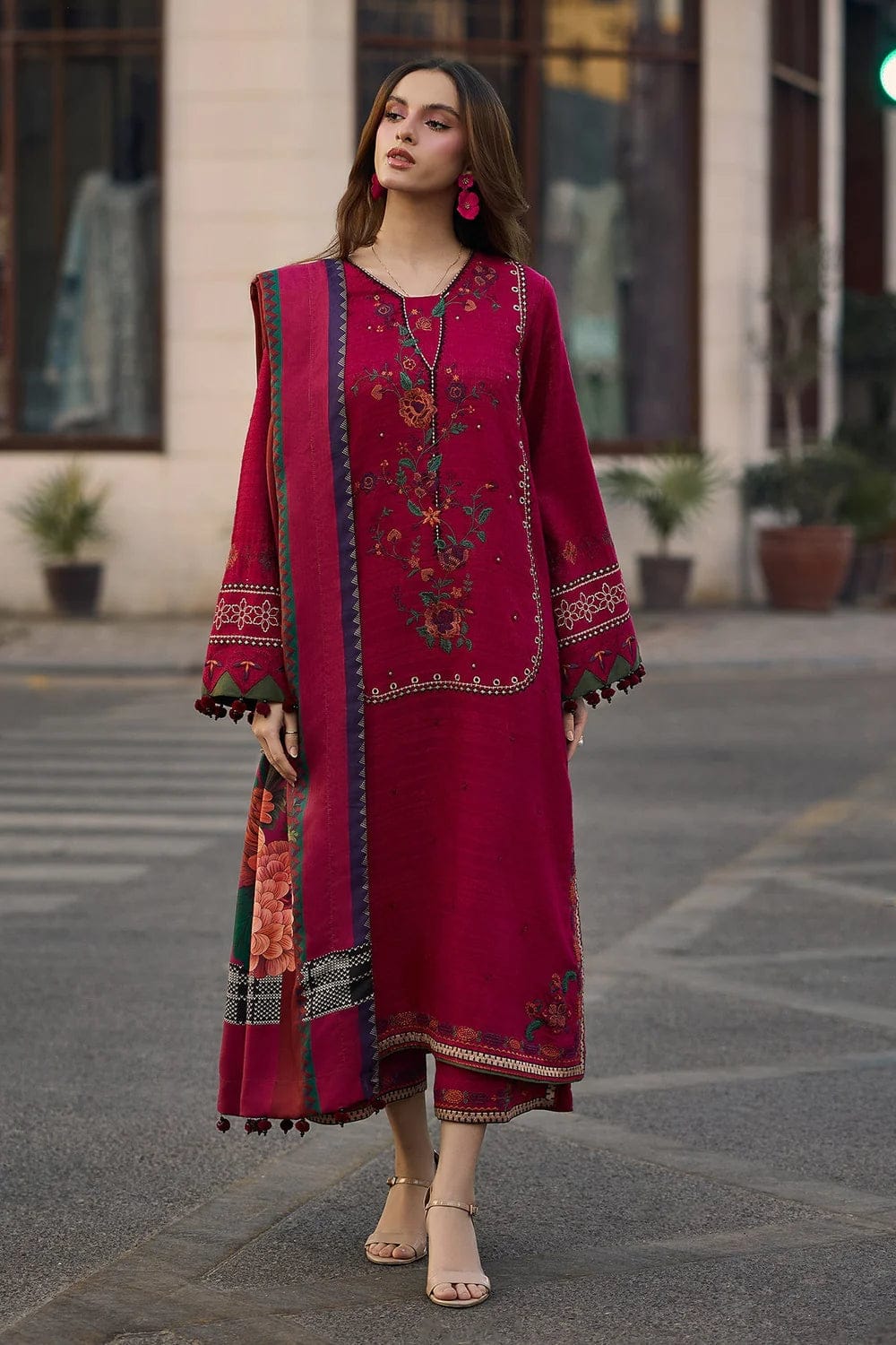 3 Piece Unstitched Heavy Embroidered Dhanak Suit ( Digital Printed Shawl)