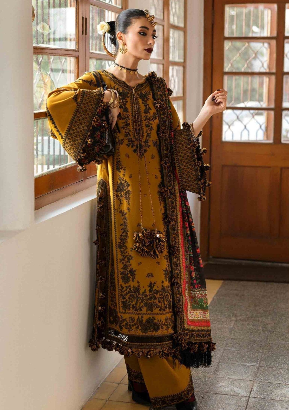 HR-3045 - 3 Piece Unstitched Embroidered Dhanak Suit With Digital Printed Shawl