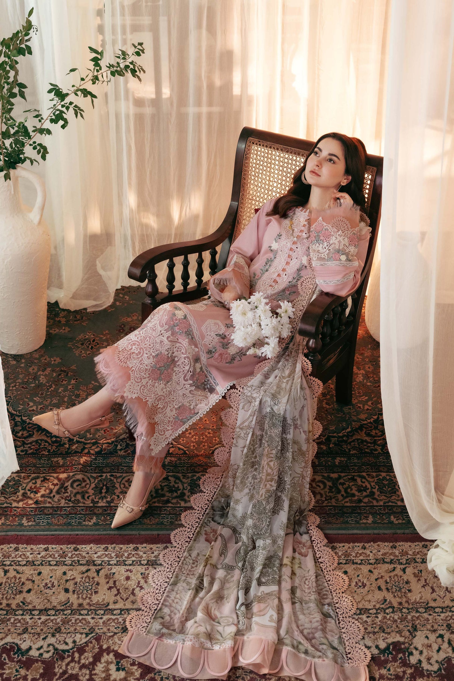 Unstitched 3 Piece Fully Embroidered Chickan Kari Lawn Suit With With Printed Shiffon Dupatta