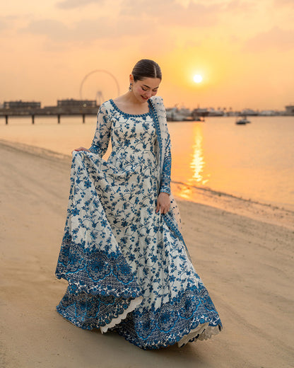 Unstitched 3 Piece Fully Embroidered Lawn Maxi With Embroidered Organza Dupatta