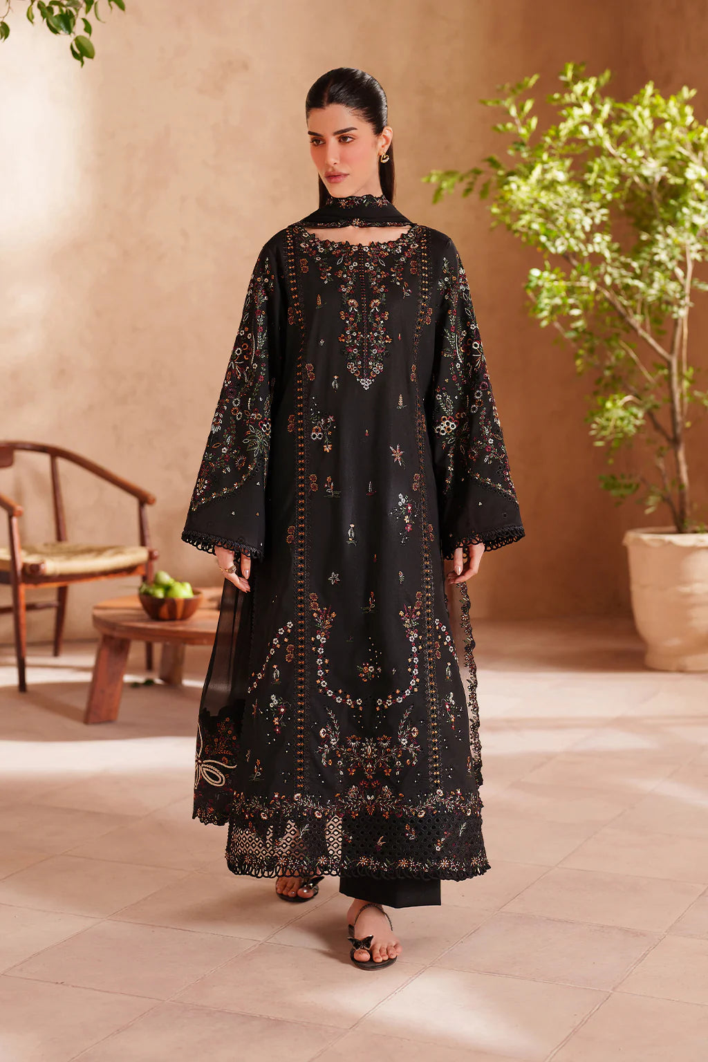 3 Piece - Unstitched Fully Embroidered Lawn Fabric