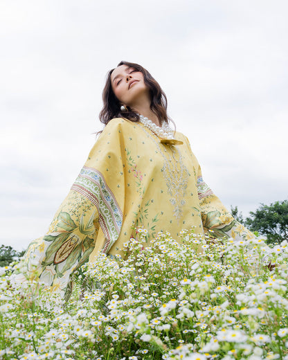 Unstitched 3 Pec Digital Printing & Embroidered Lawn Suit With Printed Lawn Dupatta