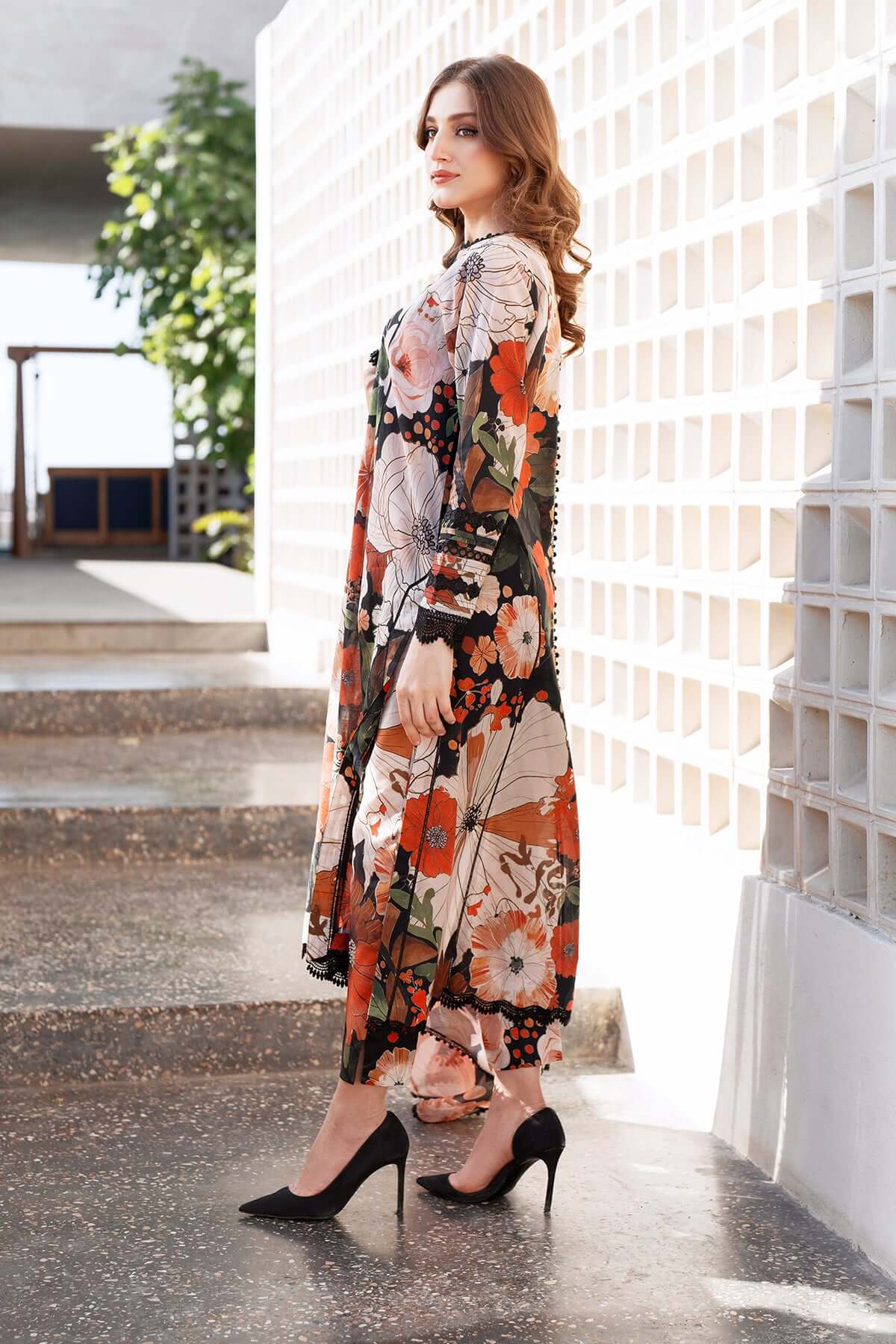 Unstitched 3 Piece Digital Printed Khaddar Suit With Digital Printed Khaddar Dupatta